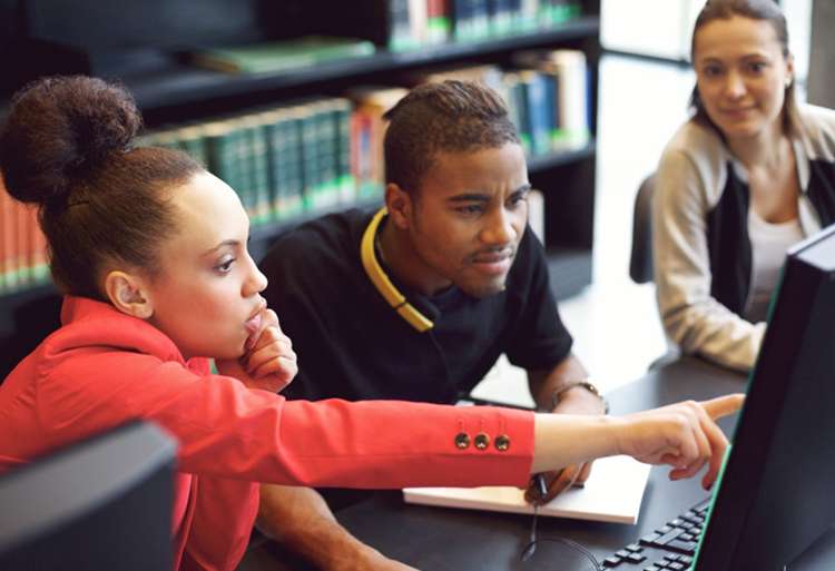 Conférence ESIAC : Les métiers de la logistique d'entreprise au maroc