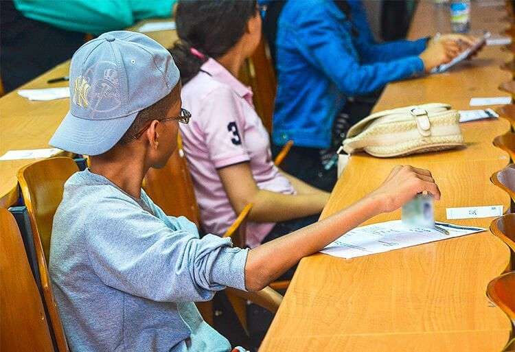 الترشيح لولوج كليات العلوم و التقنيات برسم الموسم الجامعي 2016/2017